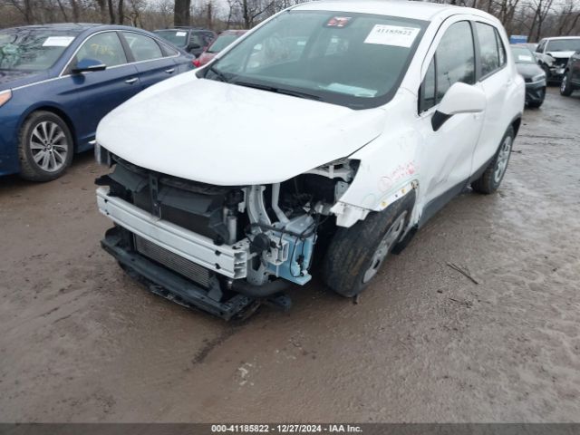 KL7CJKSB0HB232583 Chevrolet TRAX LS