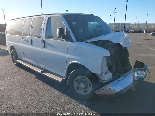 2014 1GBZG1FG7E1115813 main image