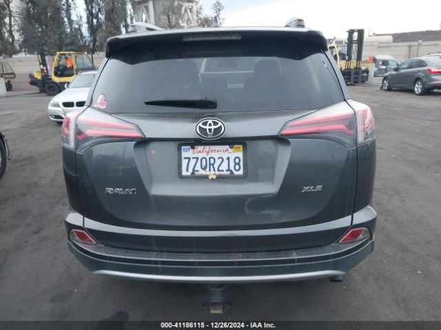 JTMWFREVXHD108129 Toyota Rav4 Xle