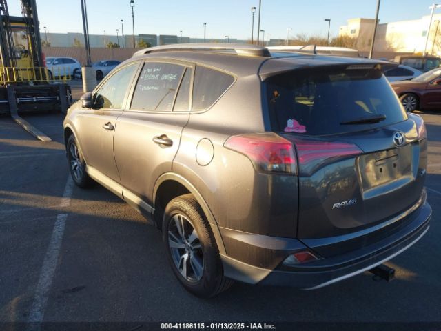 JTMWFREVXHD108129 Toyota Rav4 Xle