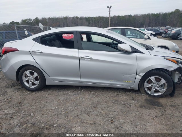 Hyundai ELANTRA SE 2015 5NPDH4AE5FH586704 Image 12