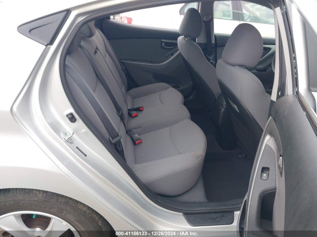 Hyundai ELANTRA SE 2015 5NPDH4AE5FH586704 Image 8