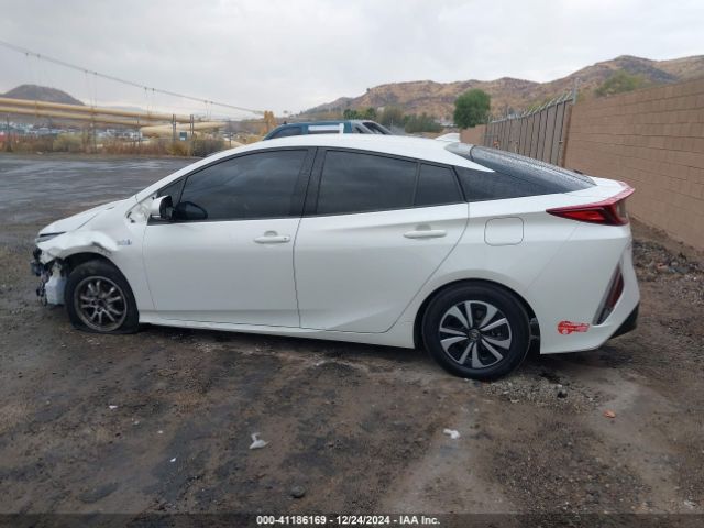JTDKARFP9J3076184 Toyota Prius Prime Premium