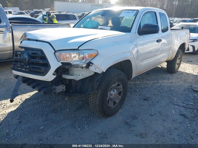 5TFRX5GN9JX121099 Toyota Tacoma Sr