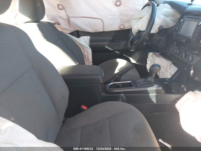 5TFRX5GN9JX121099 Toyota Tacoma Sr