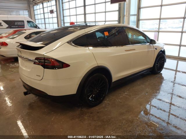 5YJXCBE26JF144747 Tesla Model X 100d/75d/p100d