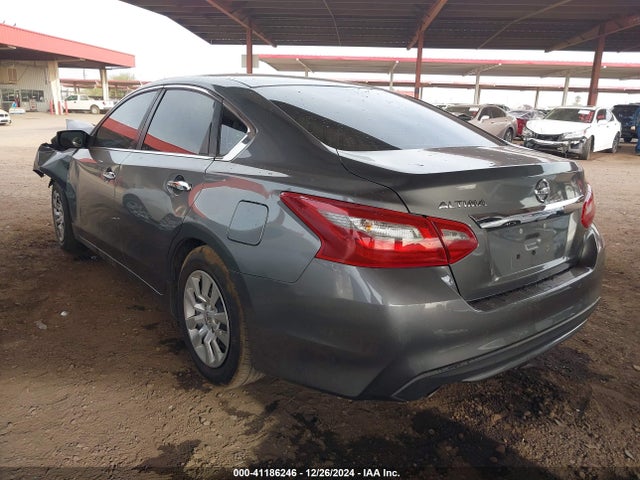 Nissan Altima 2.5 S 2018 1N4AL3AP1JC132991 Image 3