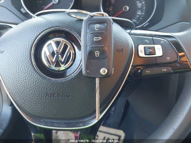 Продажа на аукционе авто 2018 Volkswagen Jetta 1.4t S, vin: 3VW2B7AJ1JM207687, номер лота: 41186279