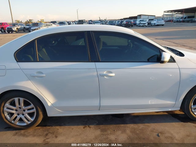 Продажа на аукционе авто 2018 Volkswagen Jetta 1.4t S, vin: 3VW2B7AJ1JM207687, номер лота: 41186279
