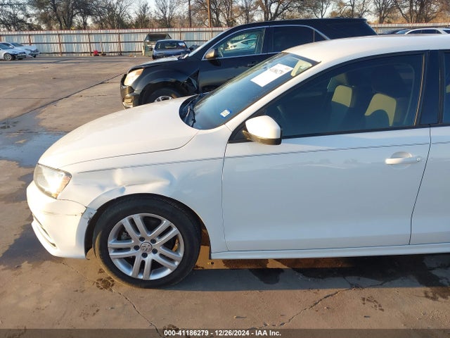 Продажа на аукционе авто 2018 Volkswagen Jetta 1.4t S, vin: 3VW2B7AJ1JM207687, номер лота: 41186279