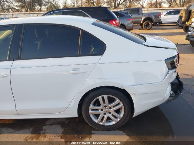 Продажа на аукционе авто 2018 Volkswagen Jetta 1.4t S, vin: 3VW2B7AJ1JM207687, номер лота: 41186279