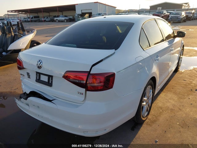 Продажа на аукционе авто 2018 Volkswagen Jetta 1.4t S, vin: 3VW2B7AJ1JM207687, номер лота: 41186279