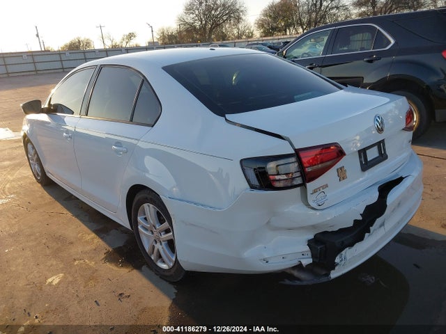 Продажа на аукционе авто 2018 Volkswagen Jetta 1.4t S, vin: 3VW2B7AJ1JM207687, номер лота: 41186279
