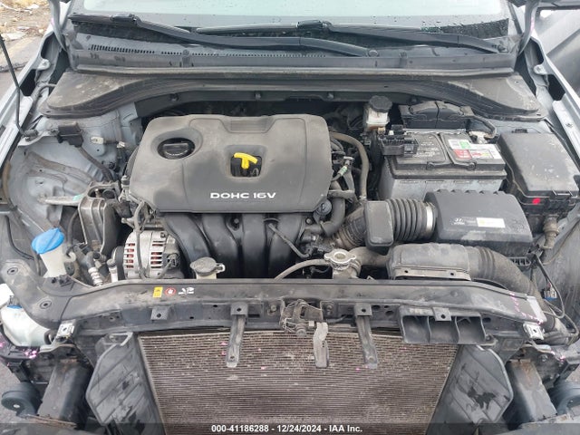 Hyundai ELANTRA SE 2017 5NPD84LF2HH094222 Image 10