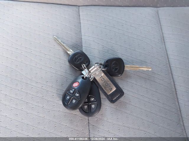 5TDKK3DC6FS607437 Toyota Sienna Le 8 Passenger