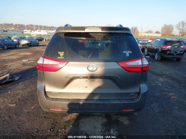 5TDKK3DC6FS607437 Toyota Sienna Le 8 Passenger