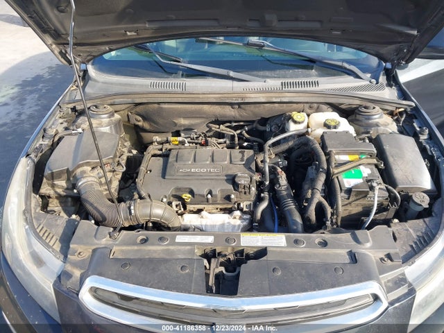 1G1PE5SBXF7162481 Chevrolet Cruze 2lt Auto