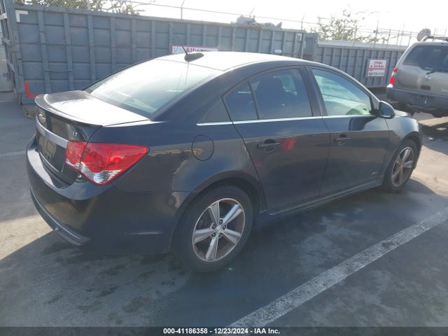 1G1PE5SBXF7162481 Chevrolet Cruze 2lt Auto