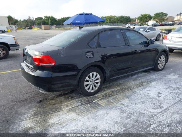 1VWAP7A3XEC008000 Volkswagen Passat 2.5l Wolfsburg Edition