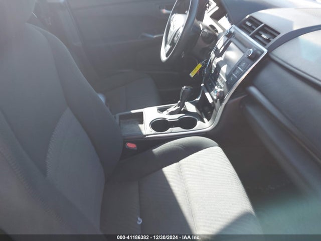 Toyota CAMRY LE 2016 4T4BF1FKXGR572591 Image 5