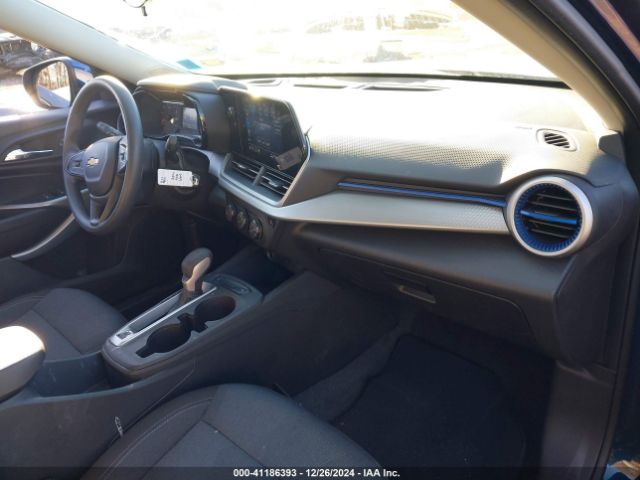 2024 CHEVROLET TRAX KL77LFE24RC213903 Photo 4