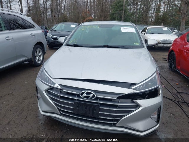 Hyundai ELANTRA SE 2019 5NPD74LF6KH494651 Image 12