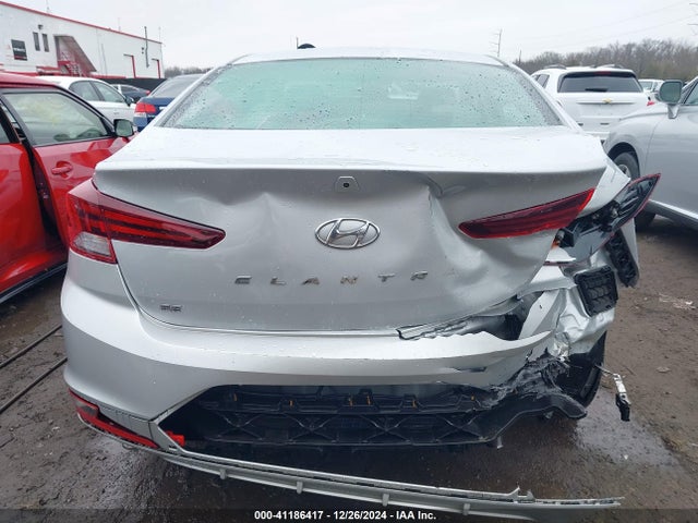 Hyundai ELANTRA SE 2019 5NPD74LF6KH494651 Image 16