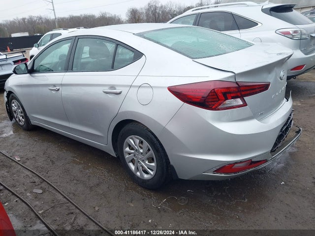 Hyundai ELANTRA SE 2019 5NPD74LF6KH494651 Image 3