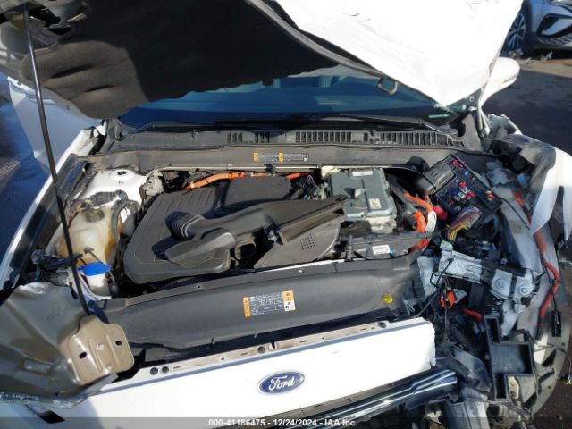 3FA6P0SU1ER112471 Ford Fusion Energi Titanium