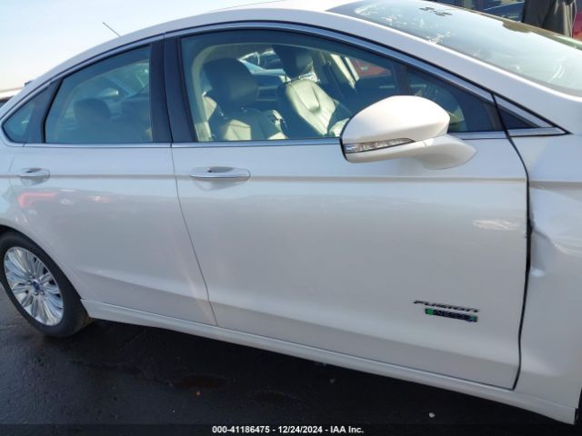3FA6P0SU1ER112471 Ford Fusion Energi Titanium