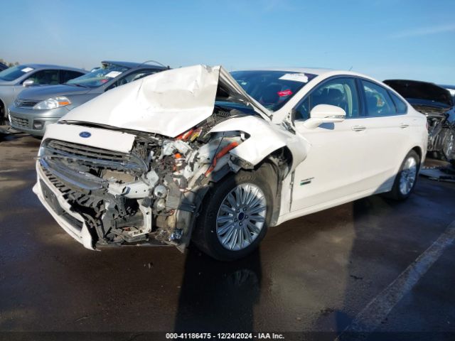 3FA6P0SU1ER112471 Ford Fusion Energi Titanium