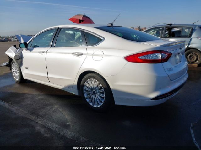 3FA6P0SU1ER112471 Ford Fusion Energi Titanium