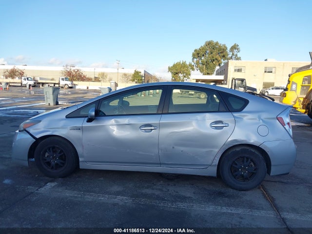 Toyota Prius 2015 JTDKN3DU9F1932225 Image 14