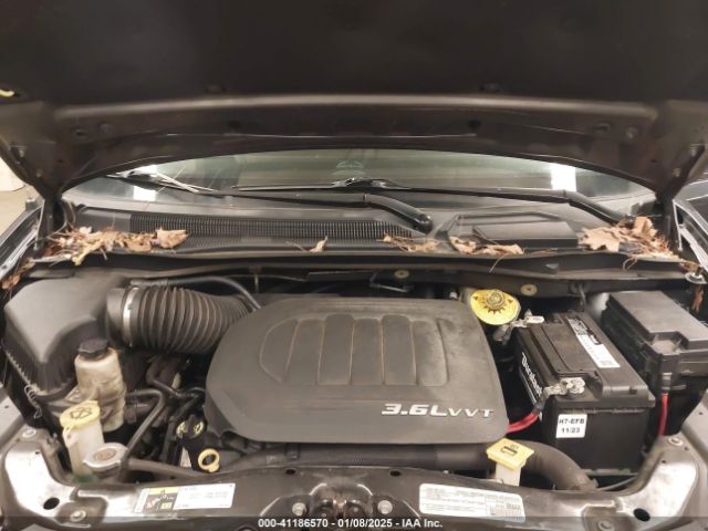 2C4RDGCG8HR807428 Dodge Grand Caravan Sxt
