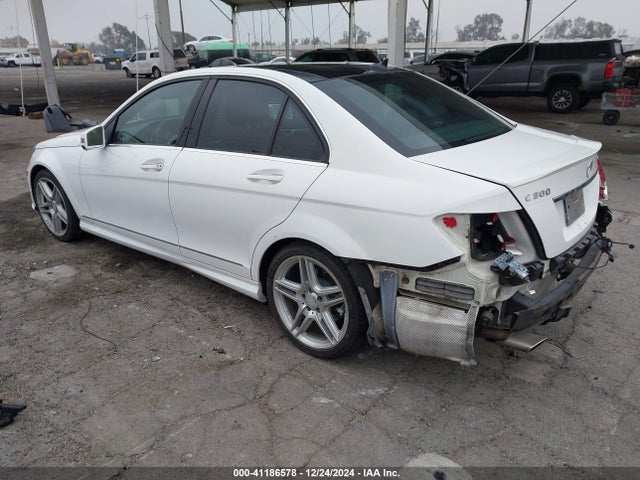WDDGF8AB4EG226400 Mercedes-Benz C 300 Luxury 4matic/sport 4matic