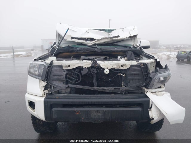 5TFDW5F10GX555402 Toyota Tundra Trd Pro 5.7l V8