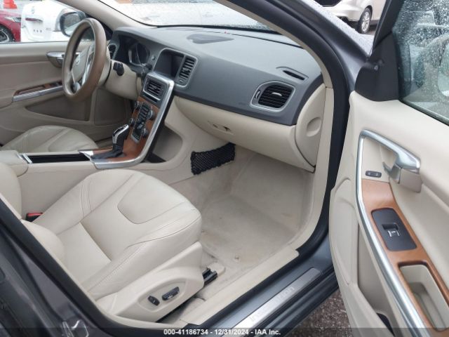 LYV402FM1GB090540 Volvo S60 Inscription T5 Drive-e Platinum