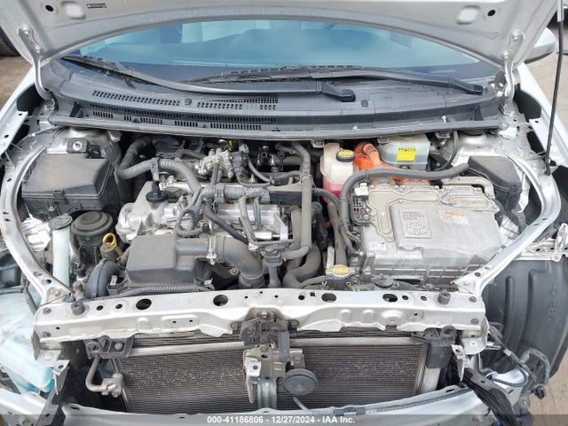 JTDKDTB33E1575118 Toyota Prius C One