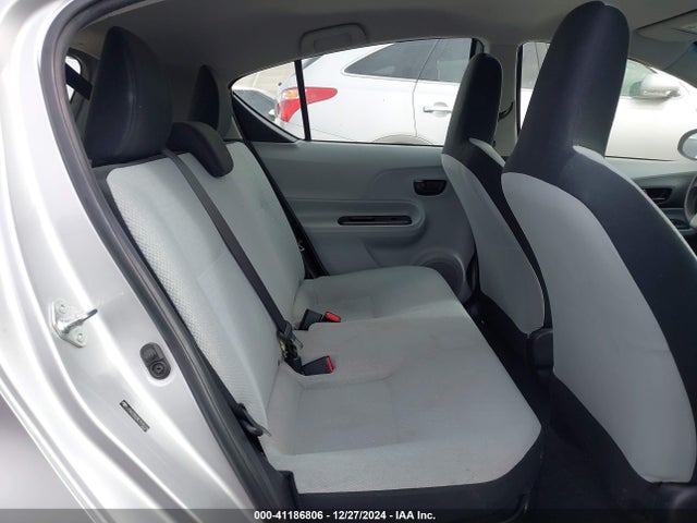 JTDKDTB33E1575118 Toyota Prius C One