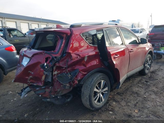 2T3WFREV0JW418721 Toyota Rav4 Adventure/xle