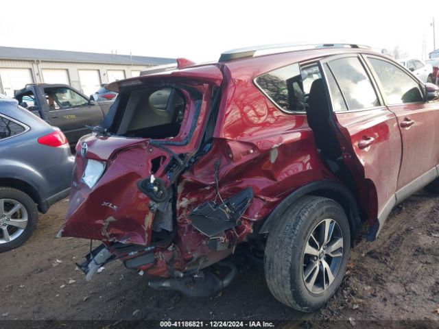 2T3WFREV0JW418721 Toyota Rav4 Adventure/xle