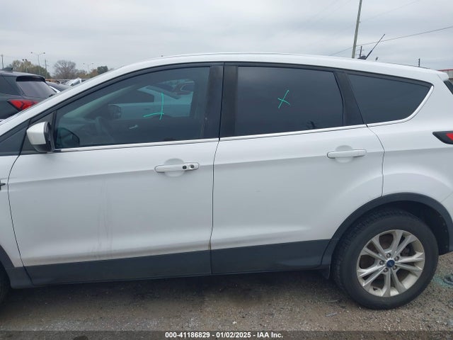 Ford ESCAPE SE 2019 1FMCU0GD4KUB56785 Image 15