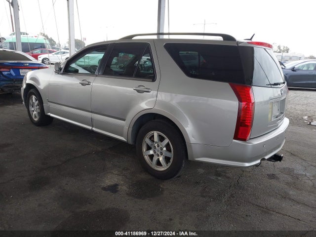 2006 CADILLAC SRX 1GYEE637760110677 Photo 2
