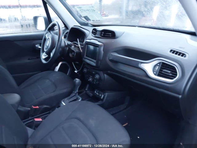 ZACCJABB9JPJ34769 Jeep Renegade Latitude Fwd
