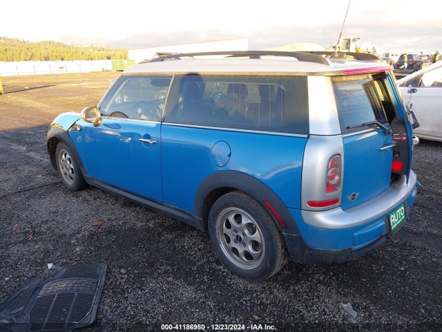 2013 MINI CLUBMAN WMWZF3C51DT571352 Photo 2