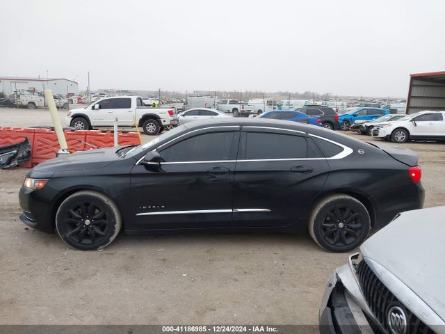 Chevrolet IMPALA 1LT 2017 2G1105S33H9105411 Image 14