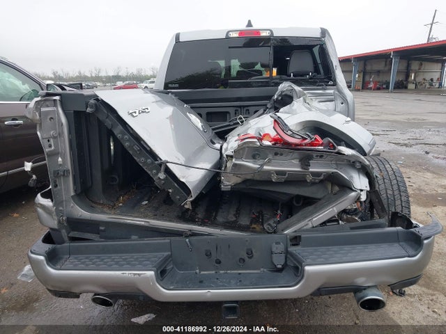 1C6SRFHTXMN587890 RAM 1500 Limited  4x4 5'7 Box