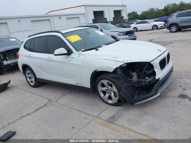 BMW X1 Sdrive28i 2015 WBAVM1C58FV318433 Image 13