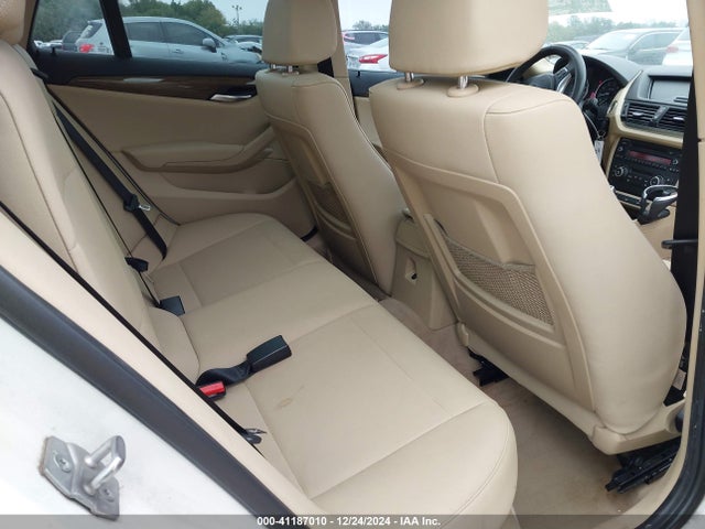 WBAVM1C58FV318433 BMW X1 Sdrive28i