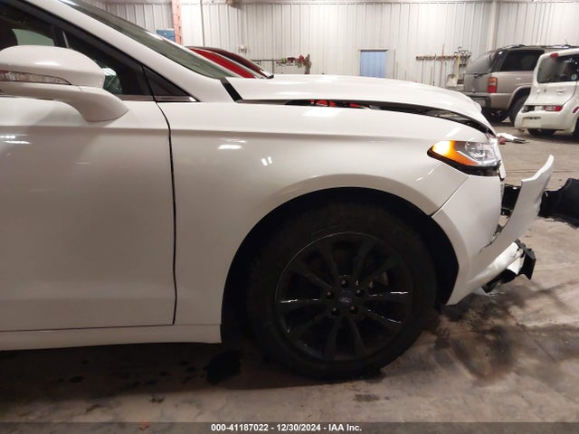 2017 Ford Fusion Se მანქანა იყიდება აუქციონზე, vin: 3FA6P0HDXHR305066, აუქციონის ნომერი: 41187022